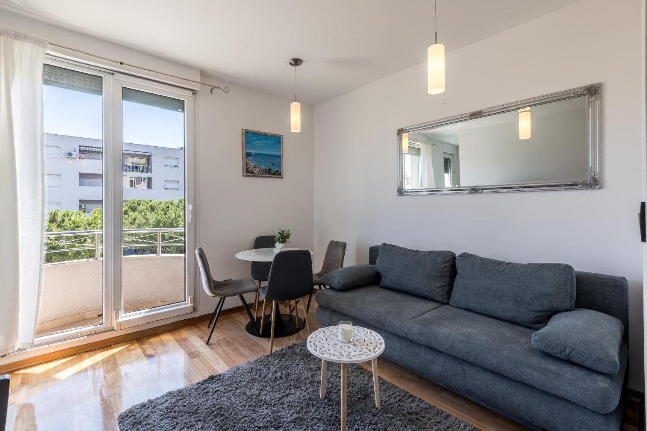 Karoglan Apartamento *